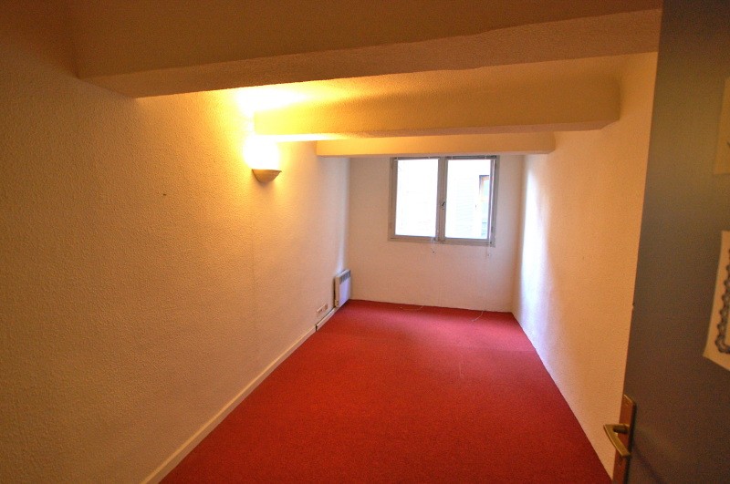 Bureaux Aix en Provence  Cours Mirabeau  Plusieurs lots disponibles dans Hotel de ville 