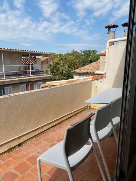 64 m2 de bureau en centre ville d'aix e provence centre ville historique quartier mairie 64 m2 avec terrasse