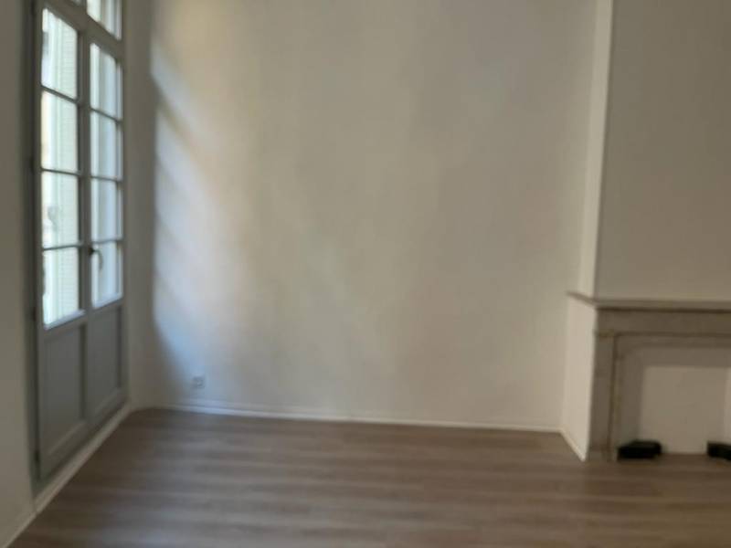 3 bureaux rue Espariat 60m2 climatisés centre ville historique Aix en Provence